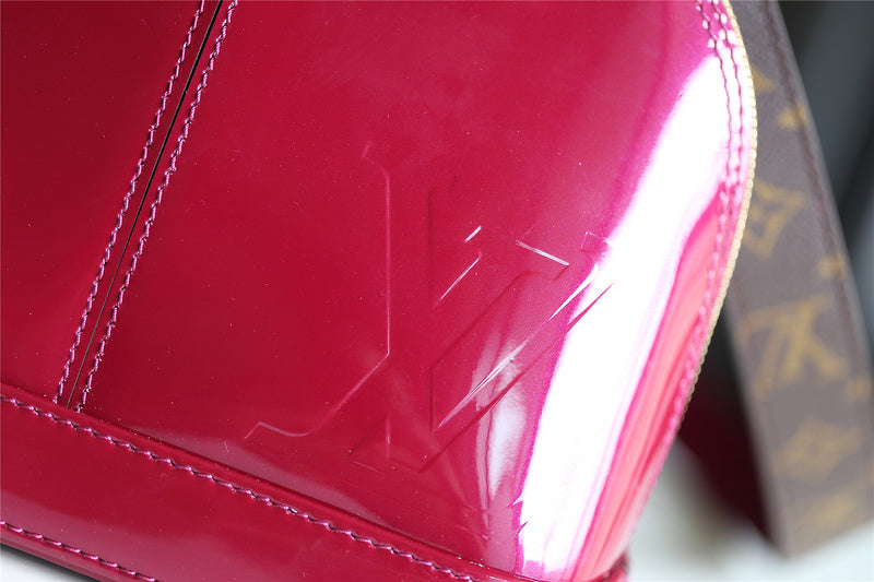I W Fashion Lu-Vi bags - 8282