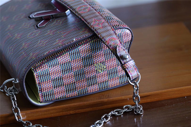 I W Fashion Lu-Vi bags - 8480