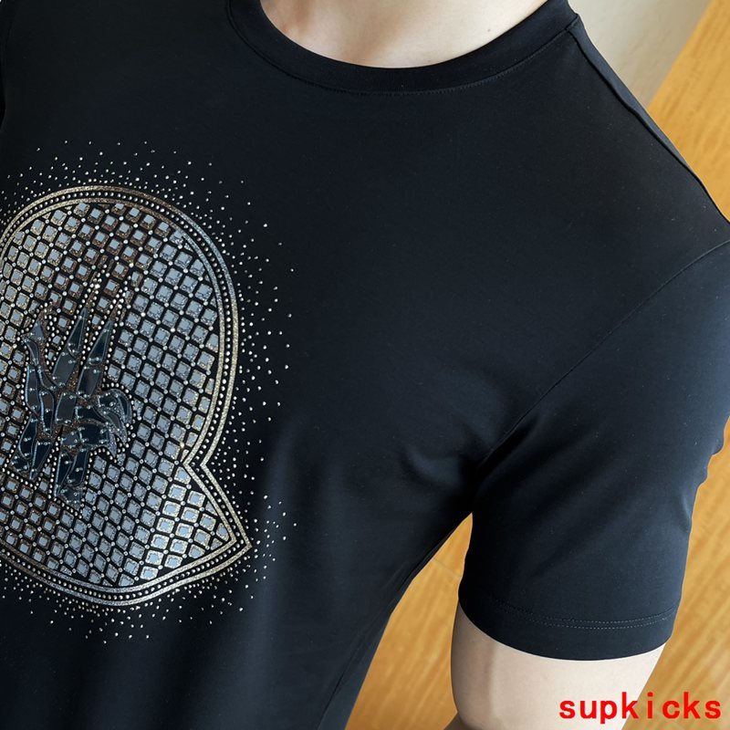 Moncler Luxury Cloth