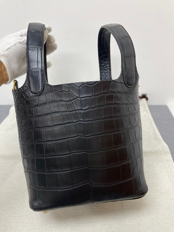 PHA - HMS Bags - 1678