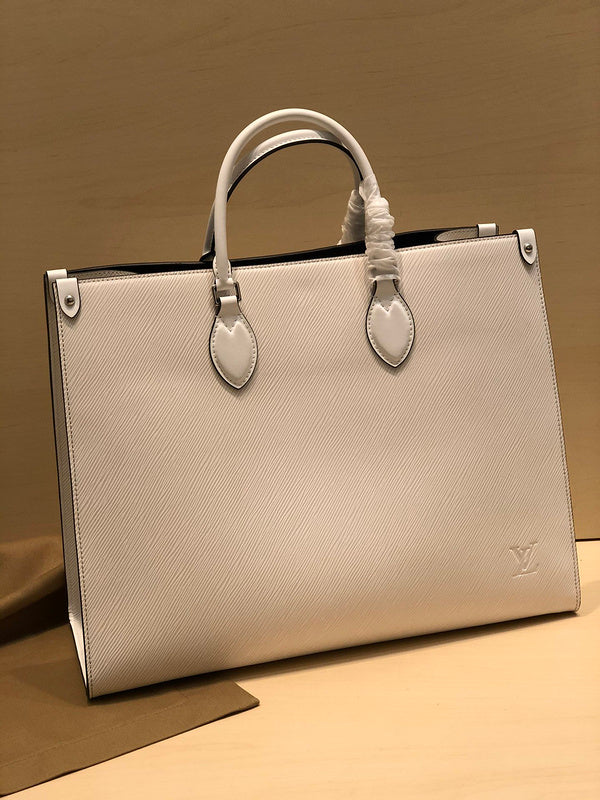 I W Fashion Lu-Vi bags - 17777