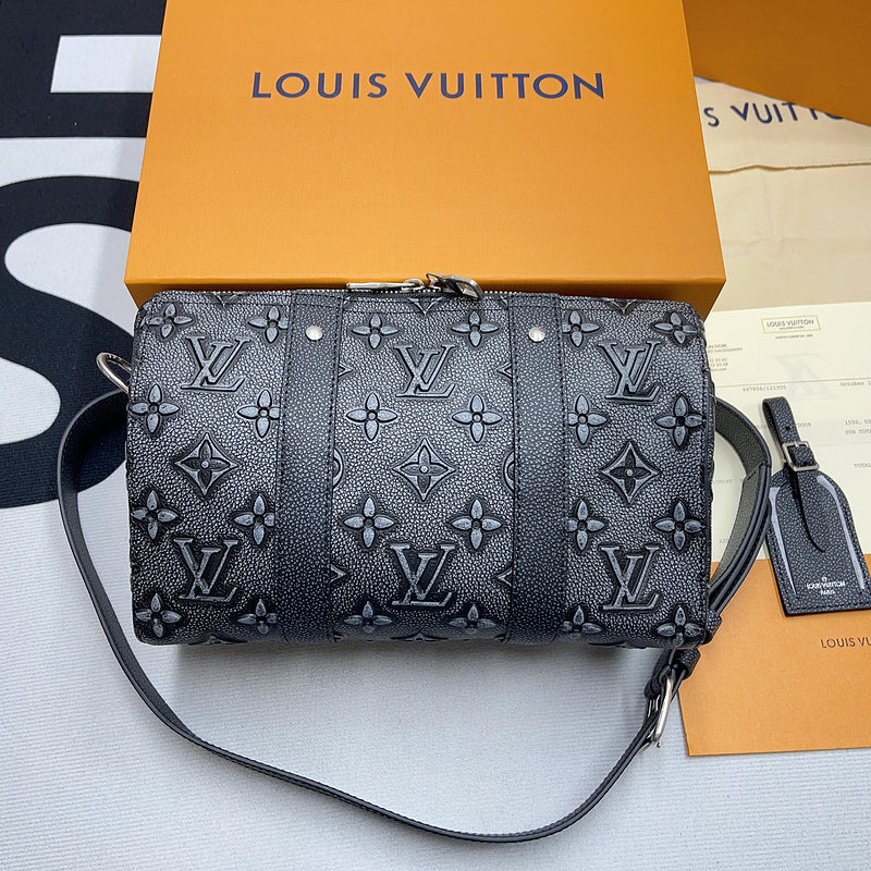 I W Fashion Lu-Vi bags - 11228