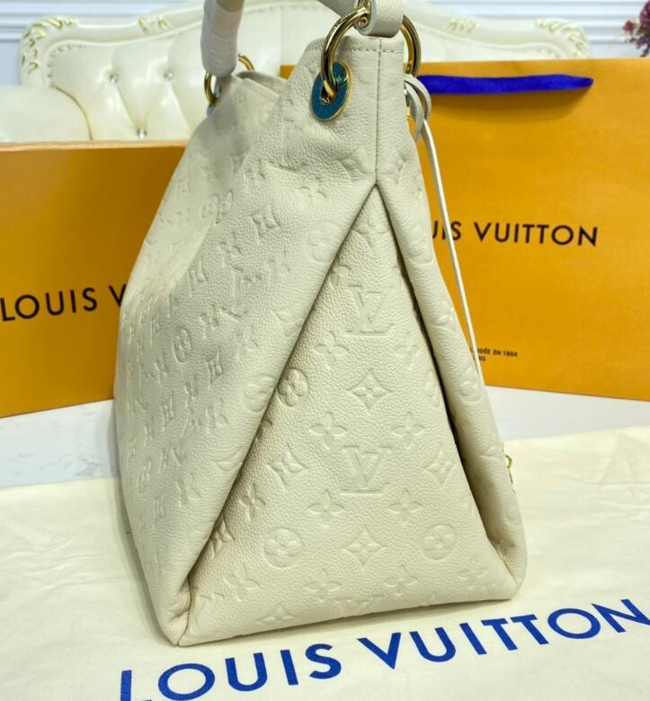 Mila's Edit - LOV Bags - 2464