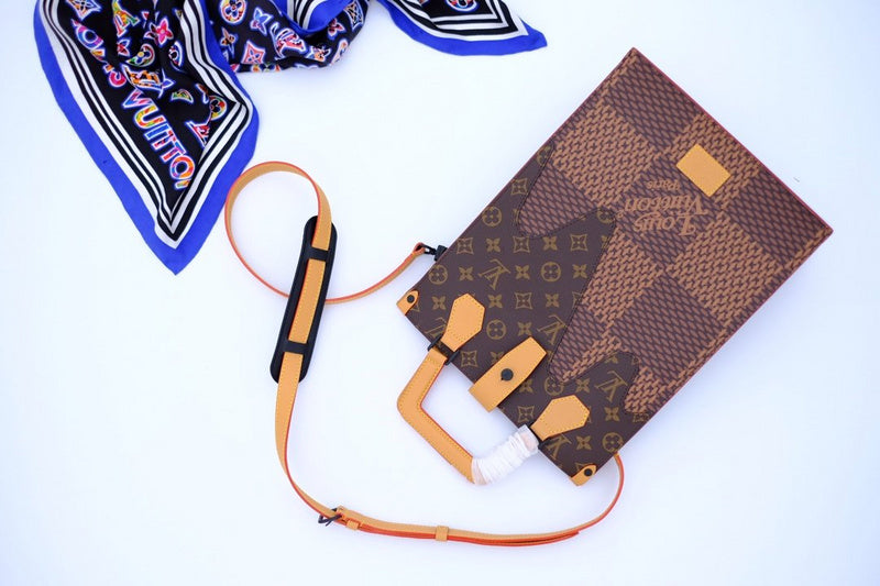 I W Fashion Lu-Vi bags - 17763