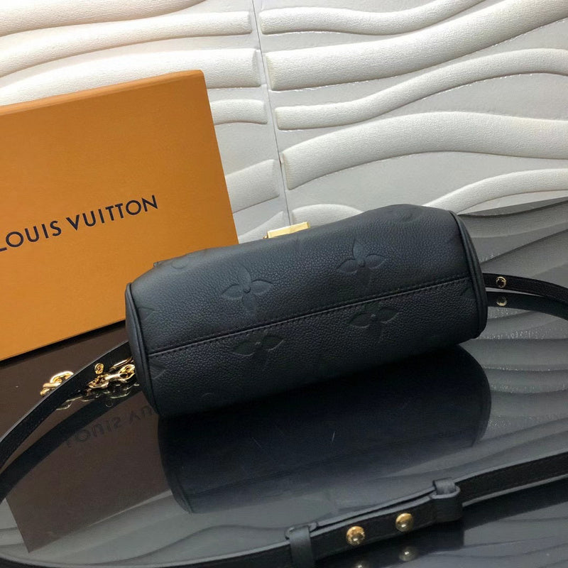 LOV2 Bags - Luxurious Bags  977