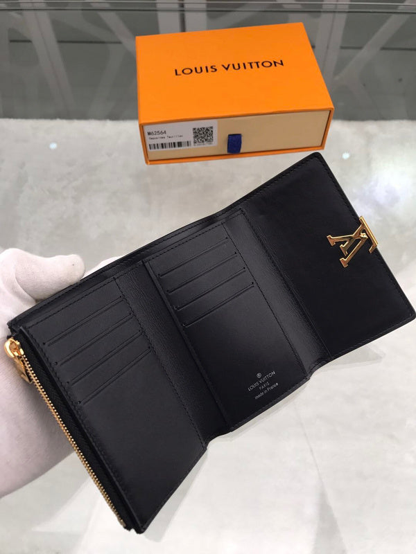 I W Fashion Lu-Vi bags - 9002