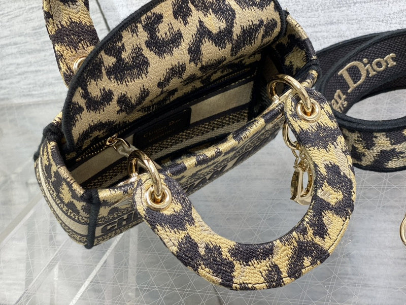 ENT - DOR Bags - 477