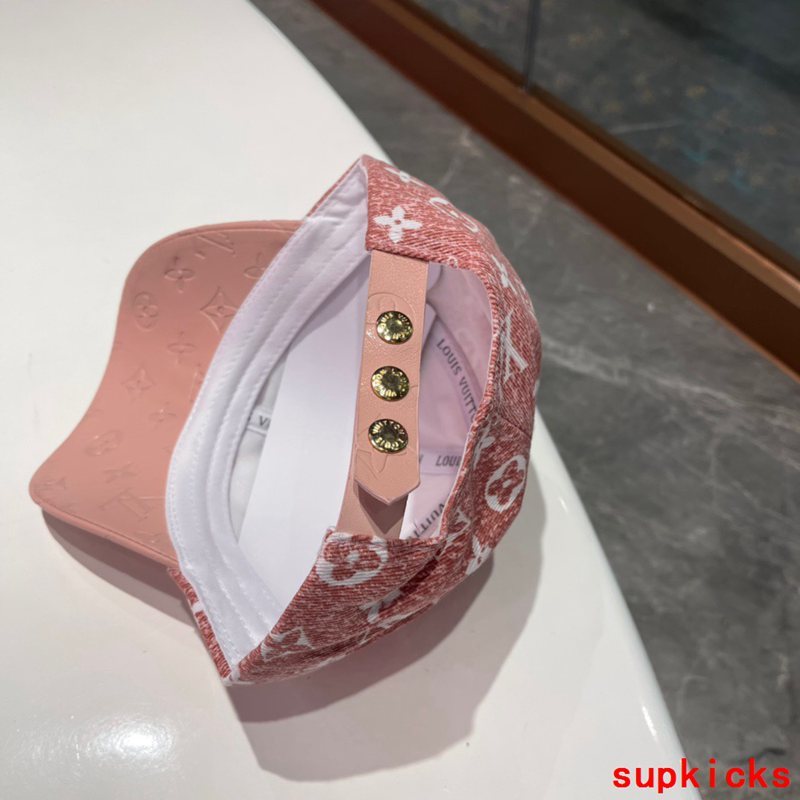 Louis Vuitton Luxury Cap