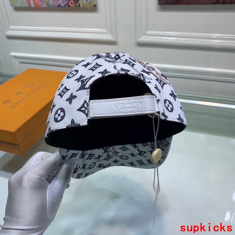 Louis Vuitton Luxury Cap