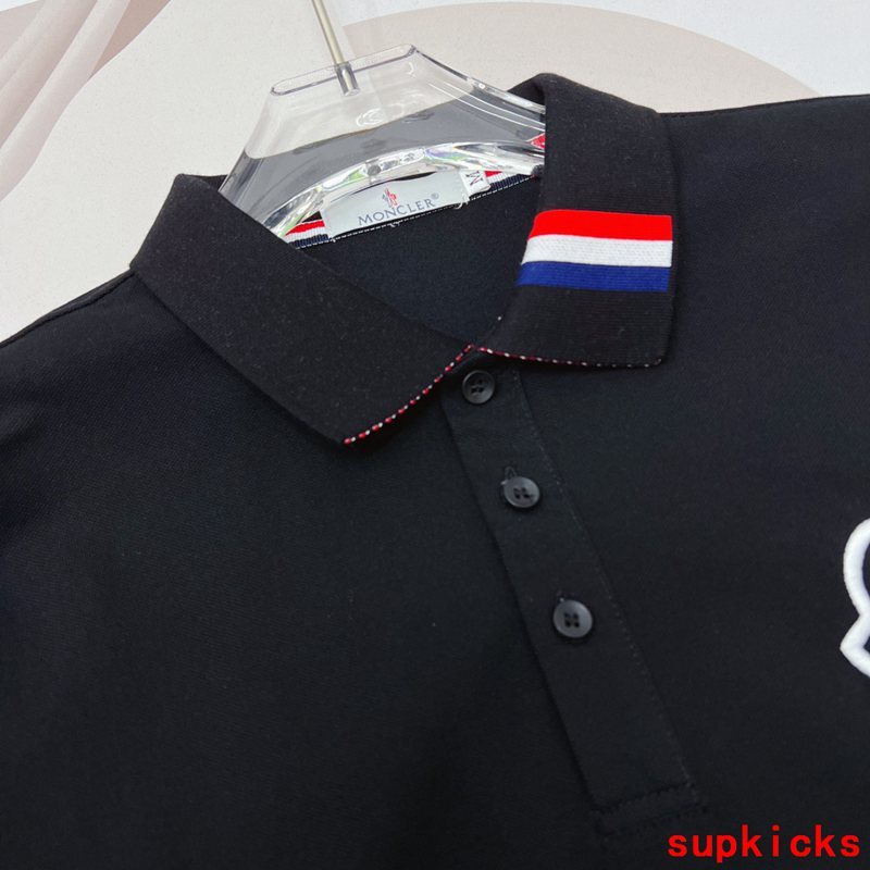 Moncler Luxury Cloth