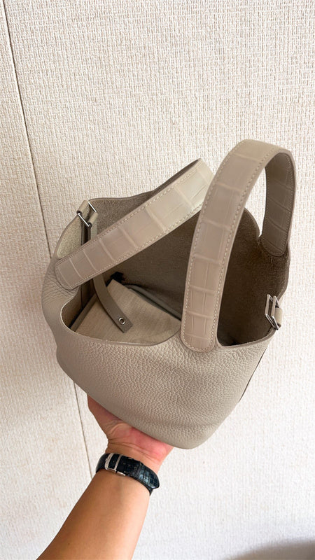 PHA - HMS Bags - 382