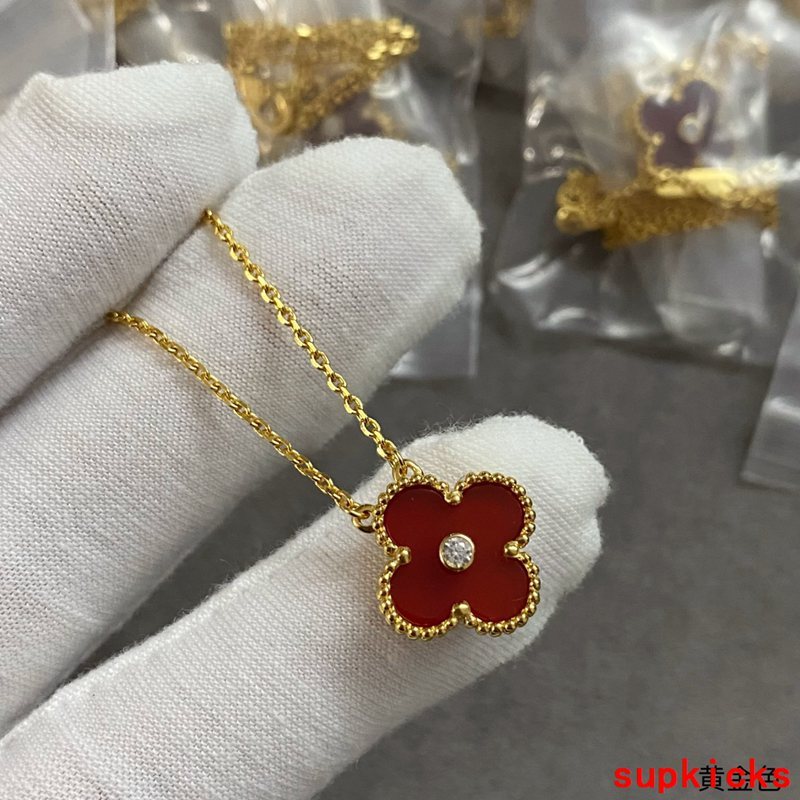 Van Cleef & Arples Jewelry