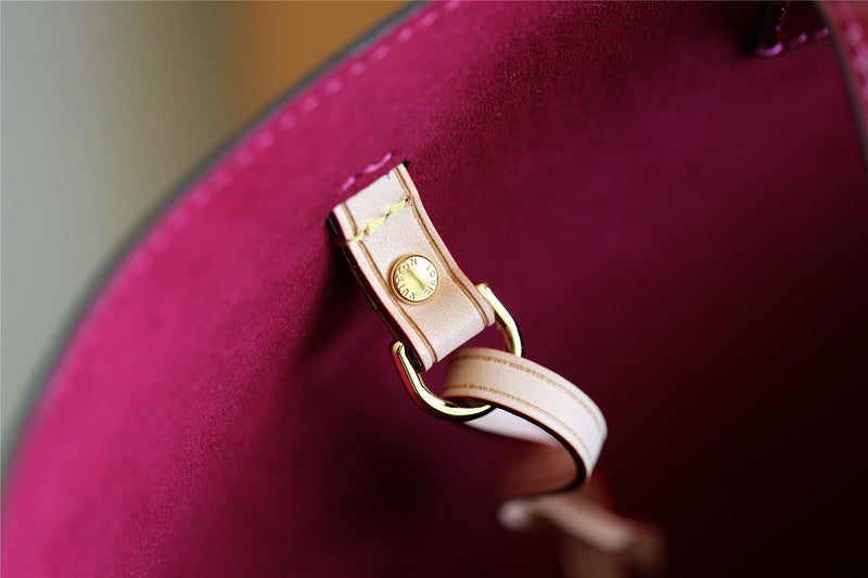 I W Fashion Lu-Vi bags - 8104