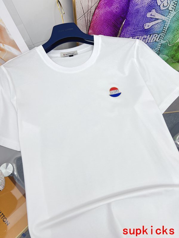 Moncler Luxury Cloth