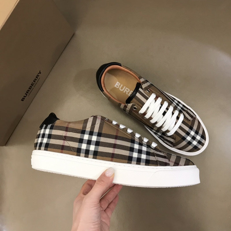 Burberry Luxury Shoes