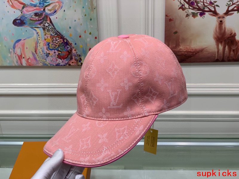 Louis Vuitton Luxury Cap