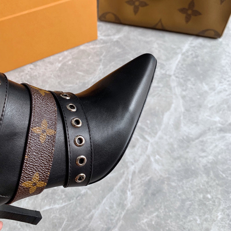 Louis Vuittion Luxury Shoes