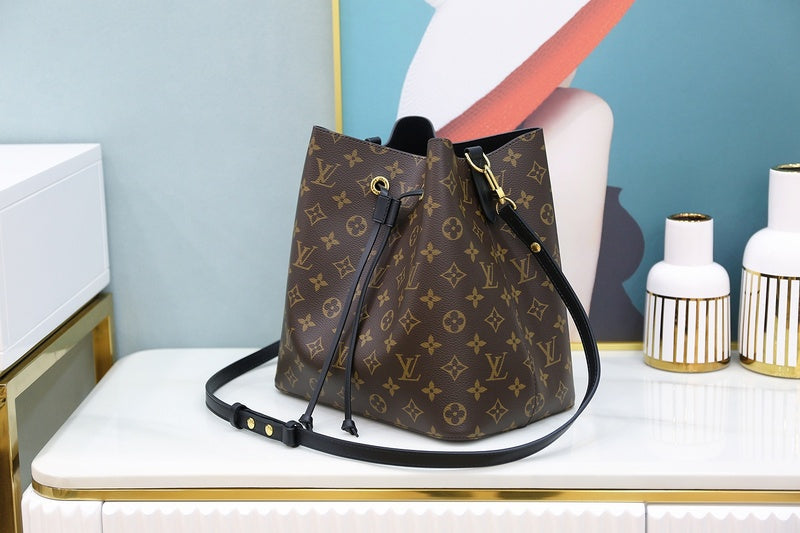LOV2 Bags - Luxurious Bags  2689