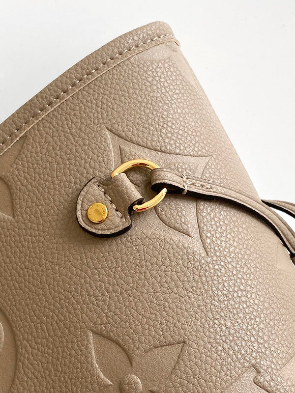 I W Fashion Lu-Vi Bags - 16816