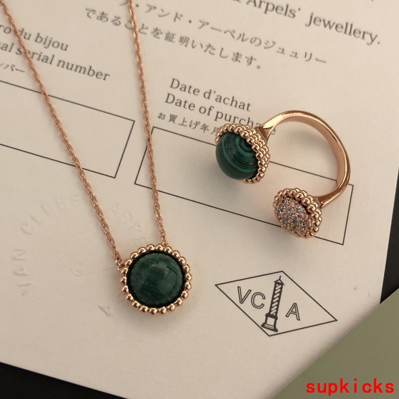 Van Cleef & Arples Jewelry