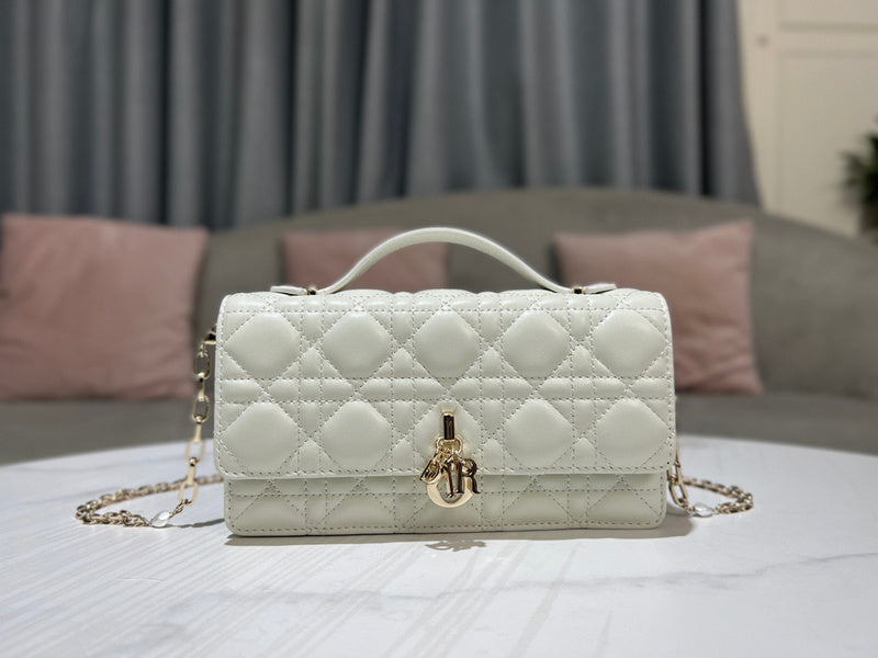 ENT - DOR Bags - 537