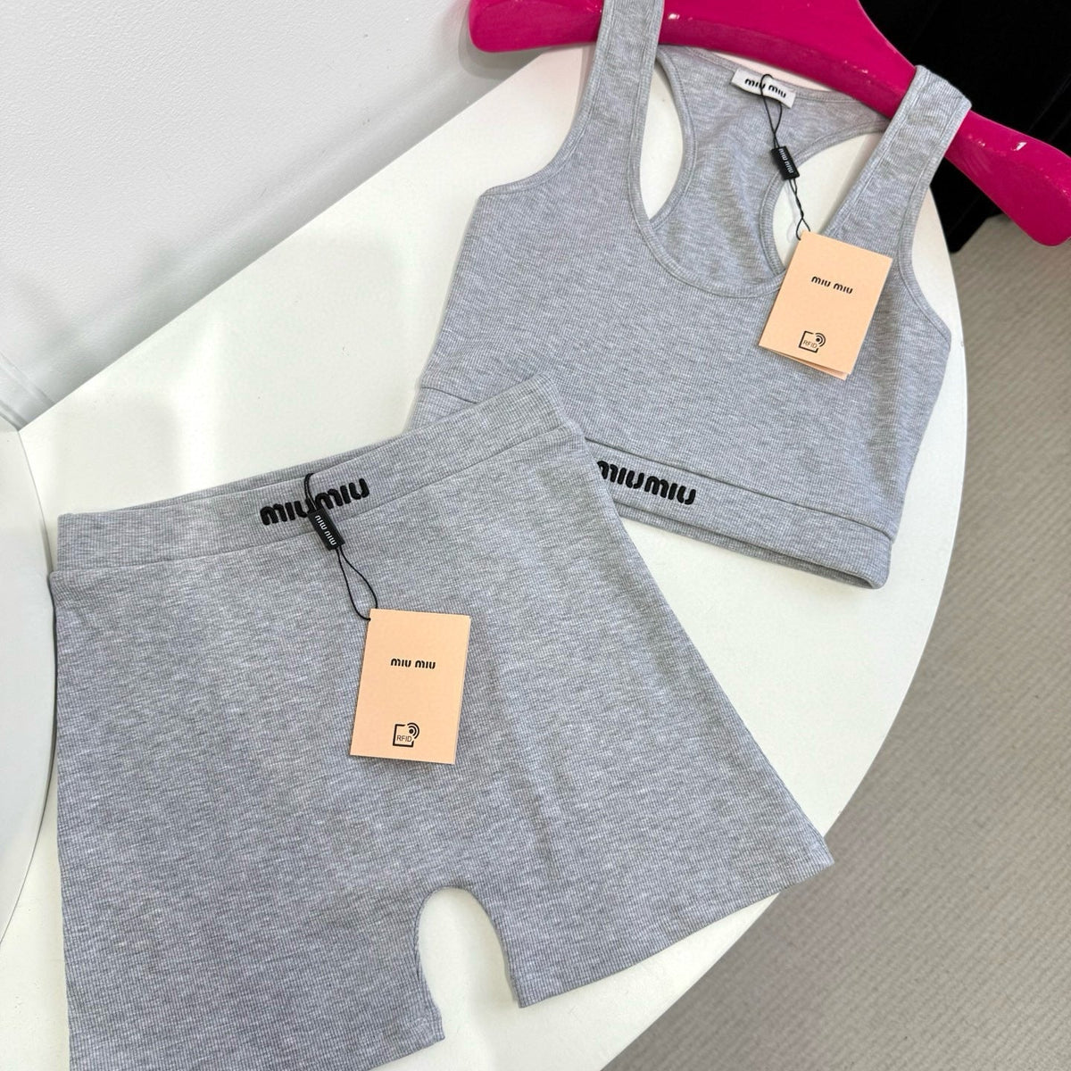 MIU M SET