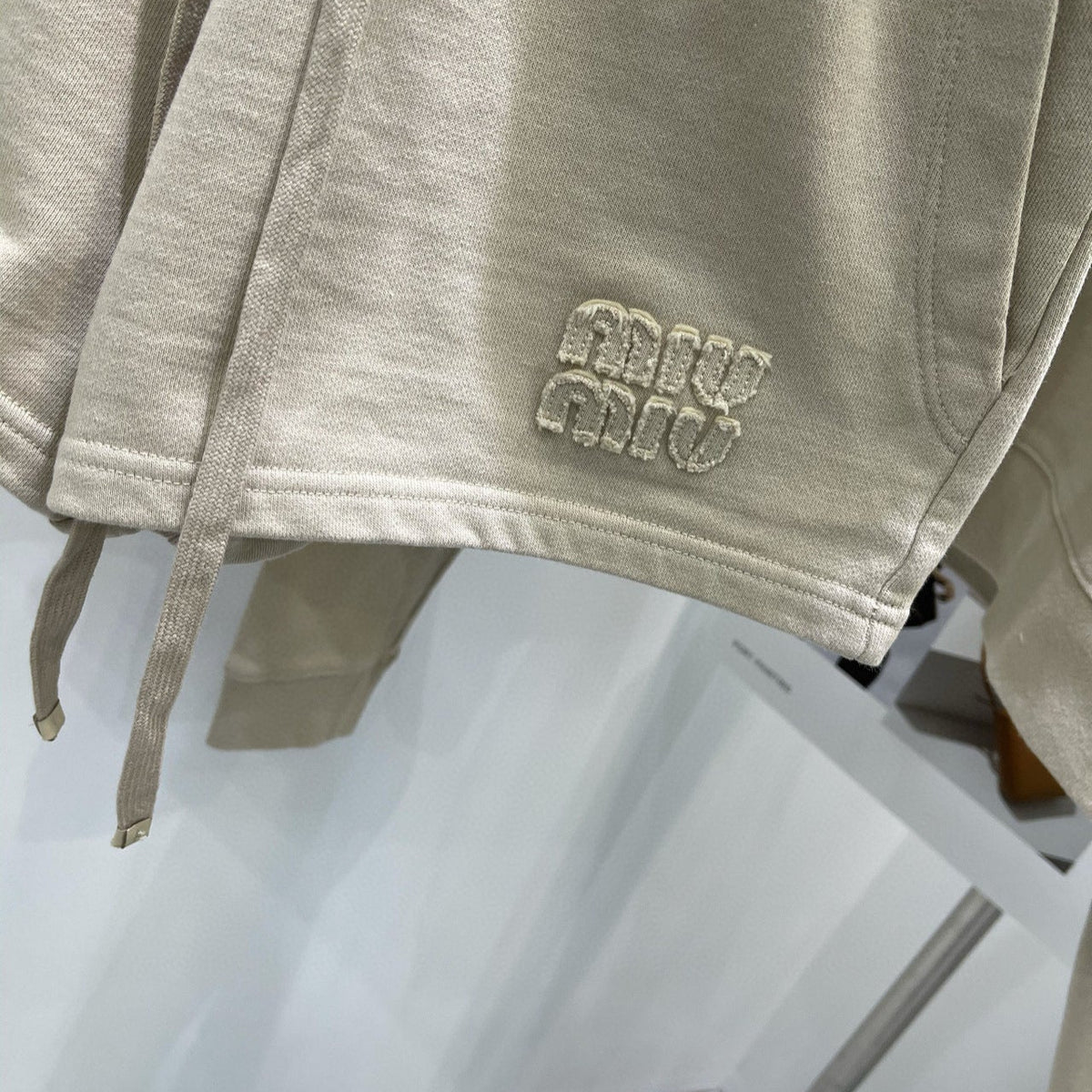 MIU M SWEATSHIRT