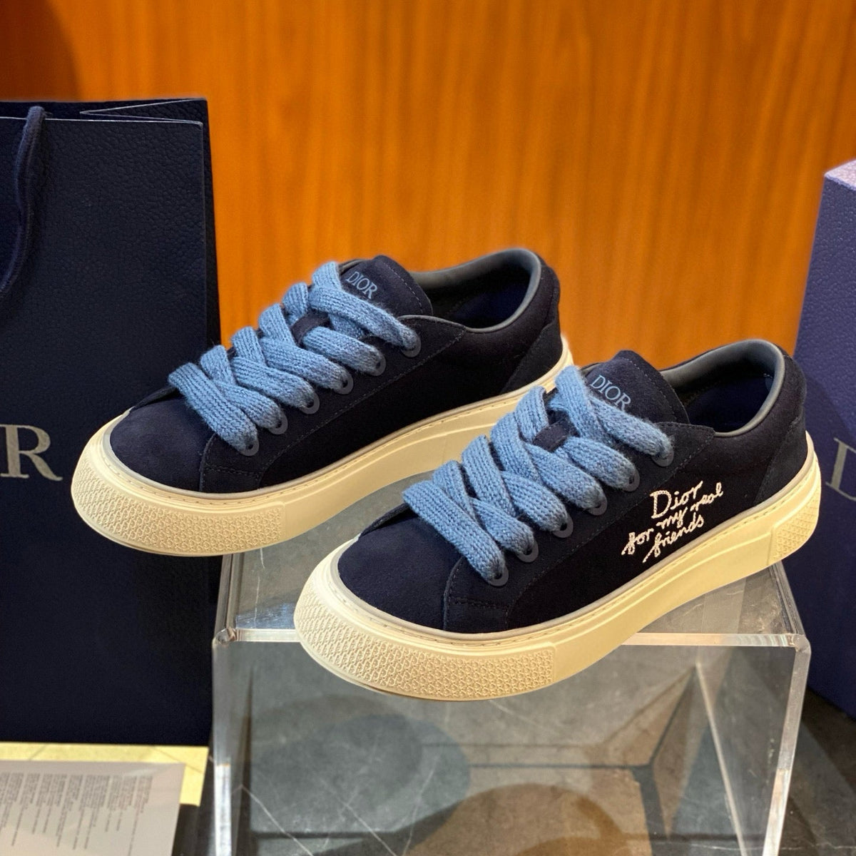 CD B33 SNEAKER