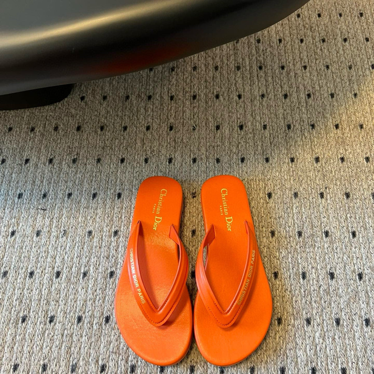 CD THONG SANDAL
