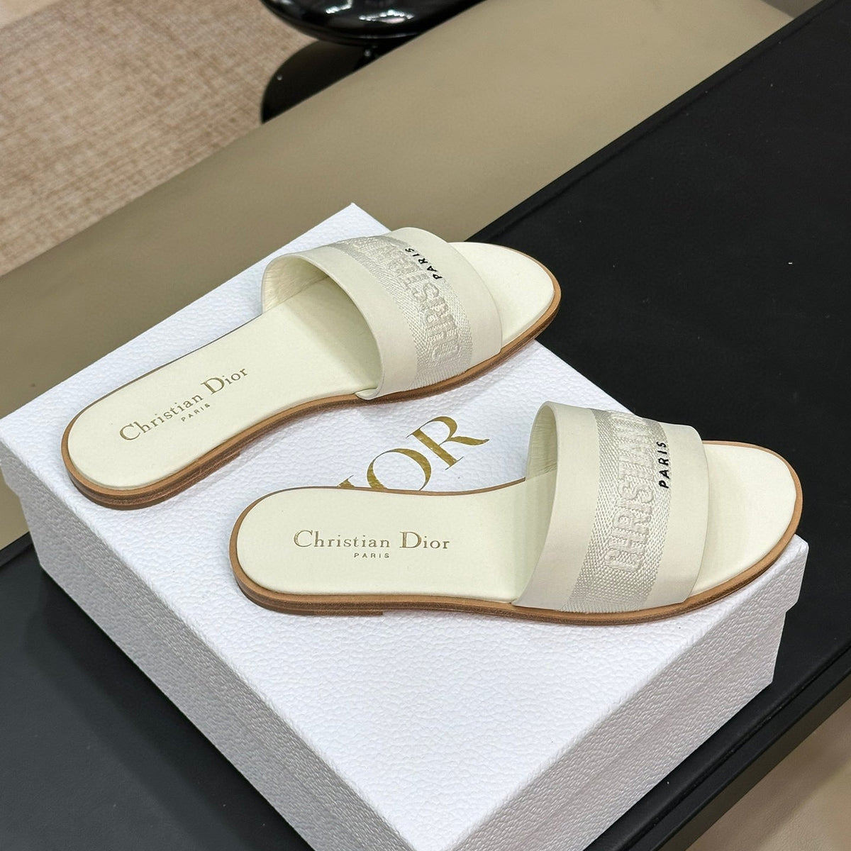 CD DWAY SLIDES