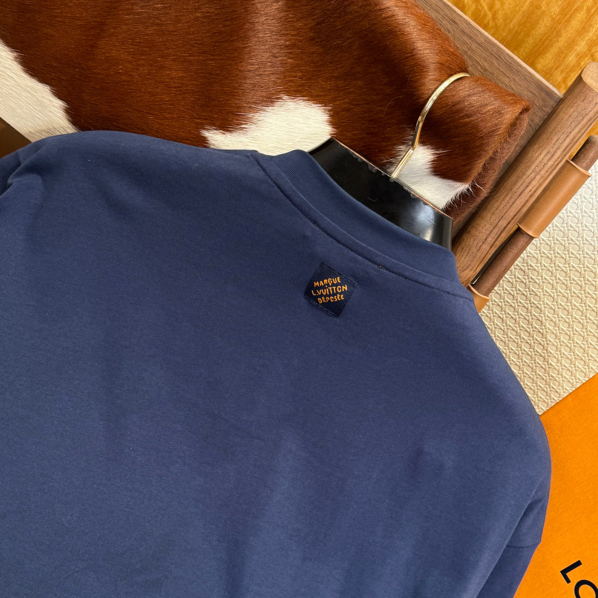 LOU T-SHIRT