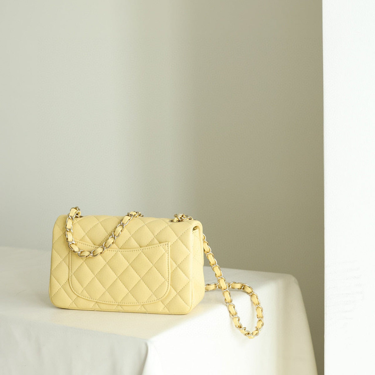 CC CLASSIC FLAP MINI BAG