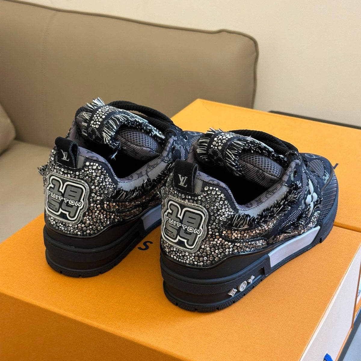 LOU TRAINERS