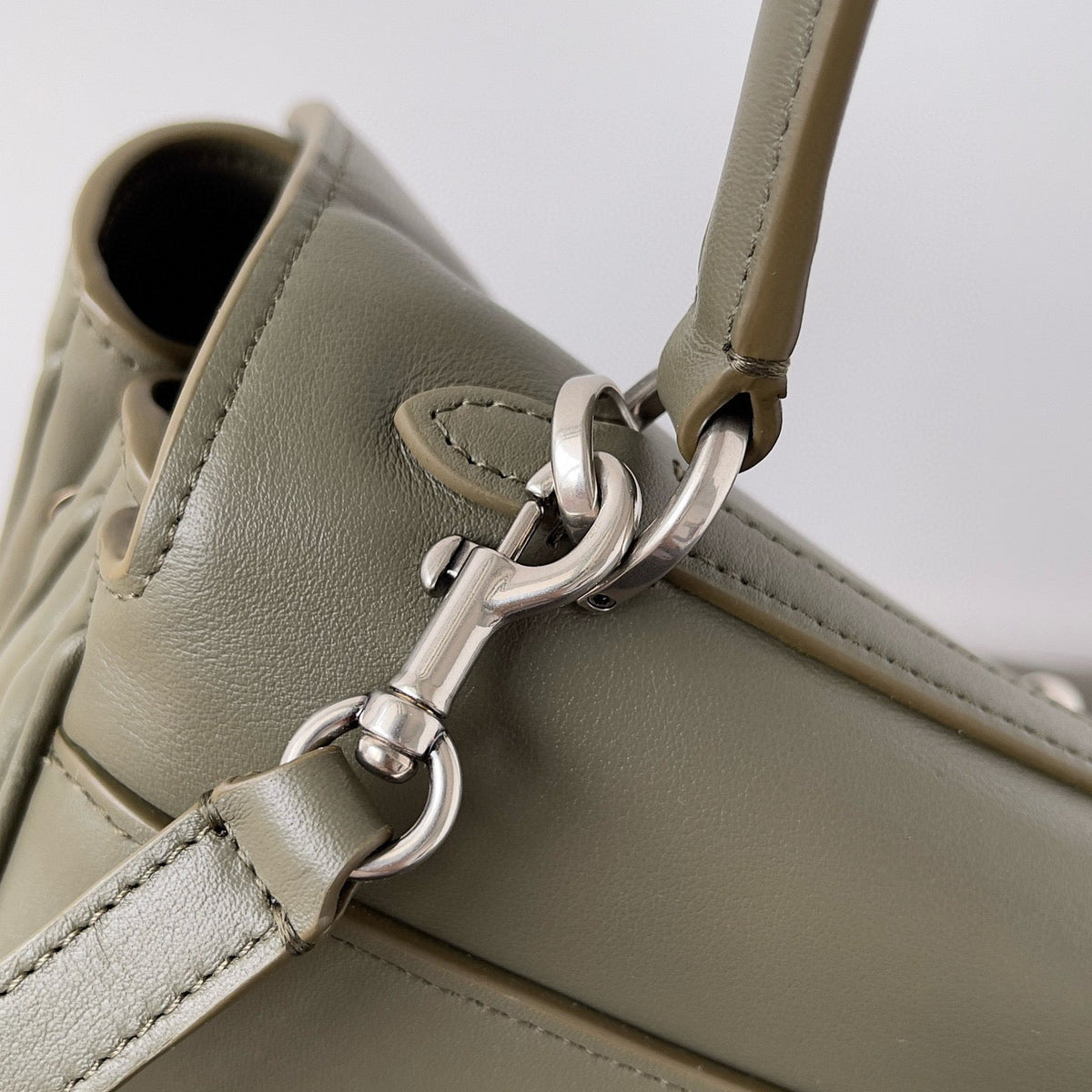 BAL MEDIUM RODEO BAG