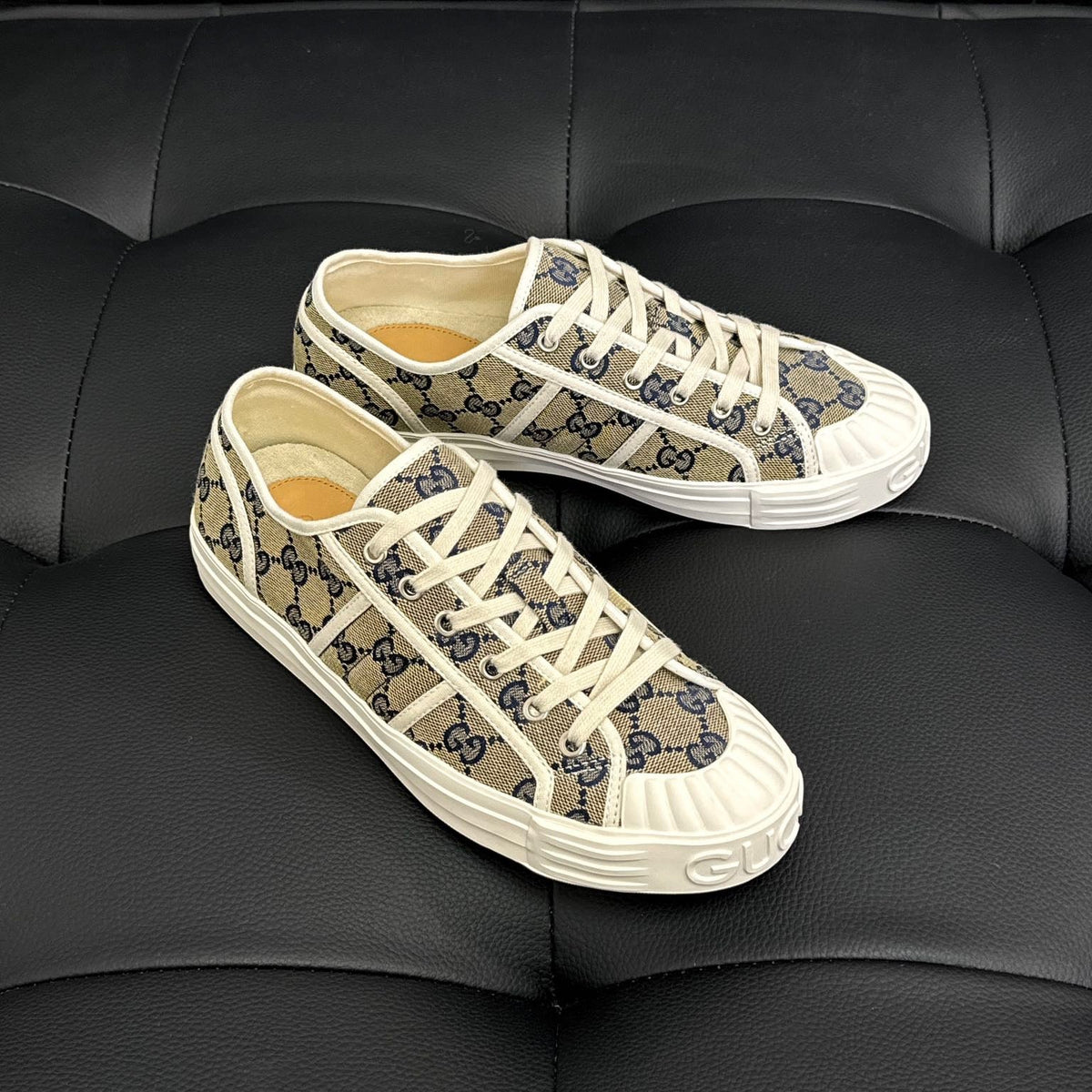 GG SNEAKERS
