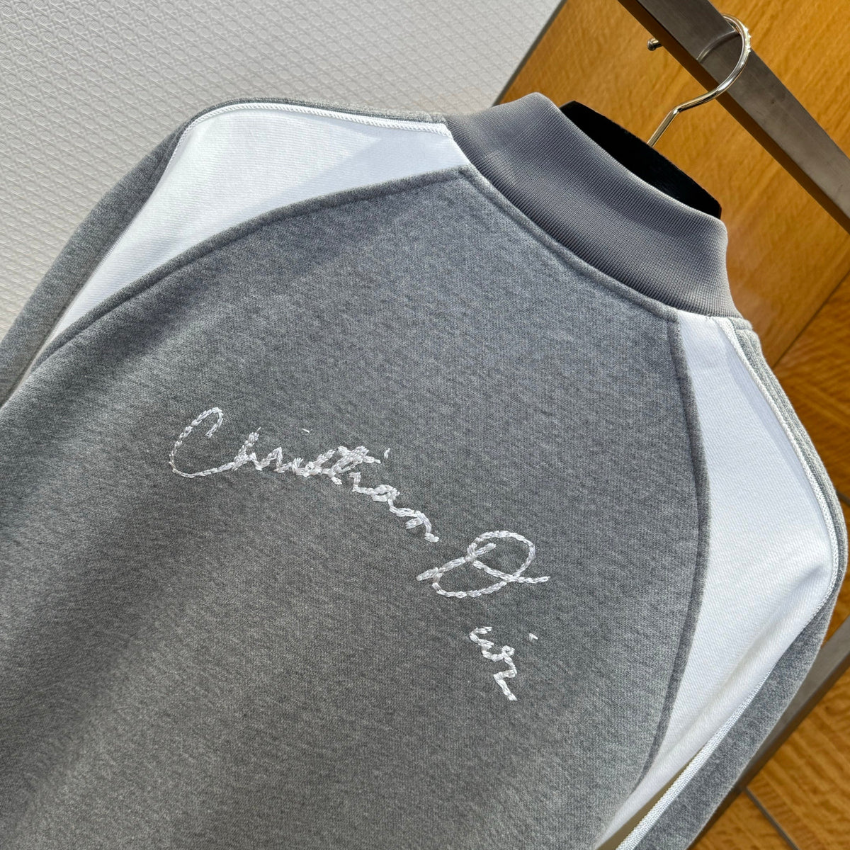 CD BOMBER JACKET