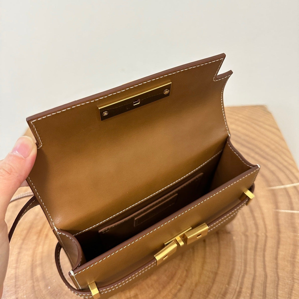 SL MANHATTAN MINI CROSSBODY BAG
