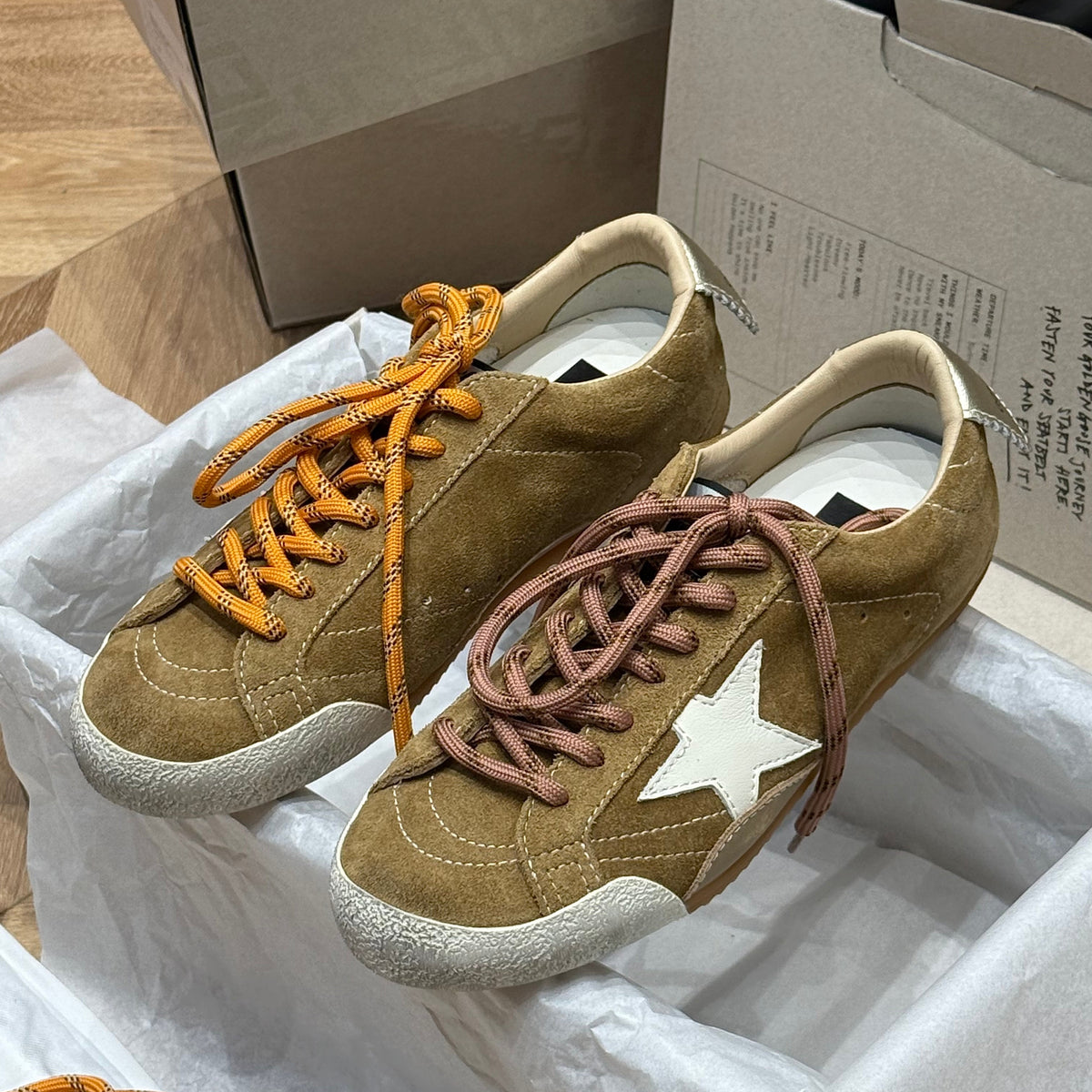 GOLDEN G TRAINERS