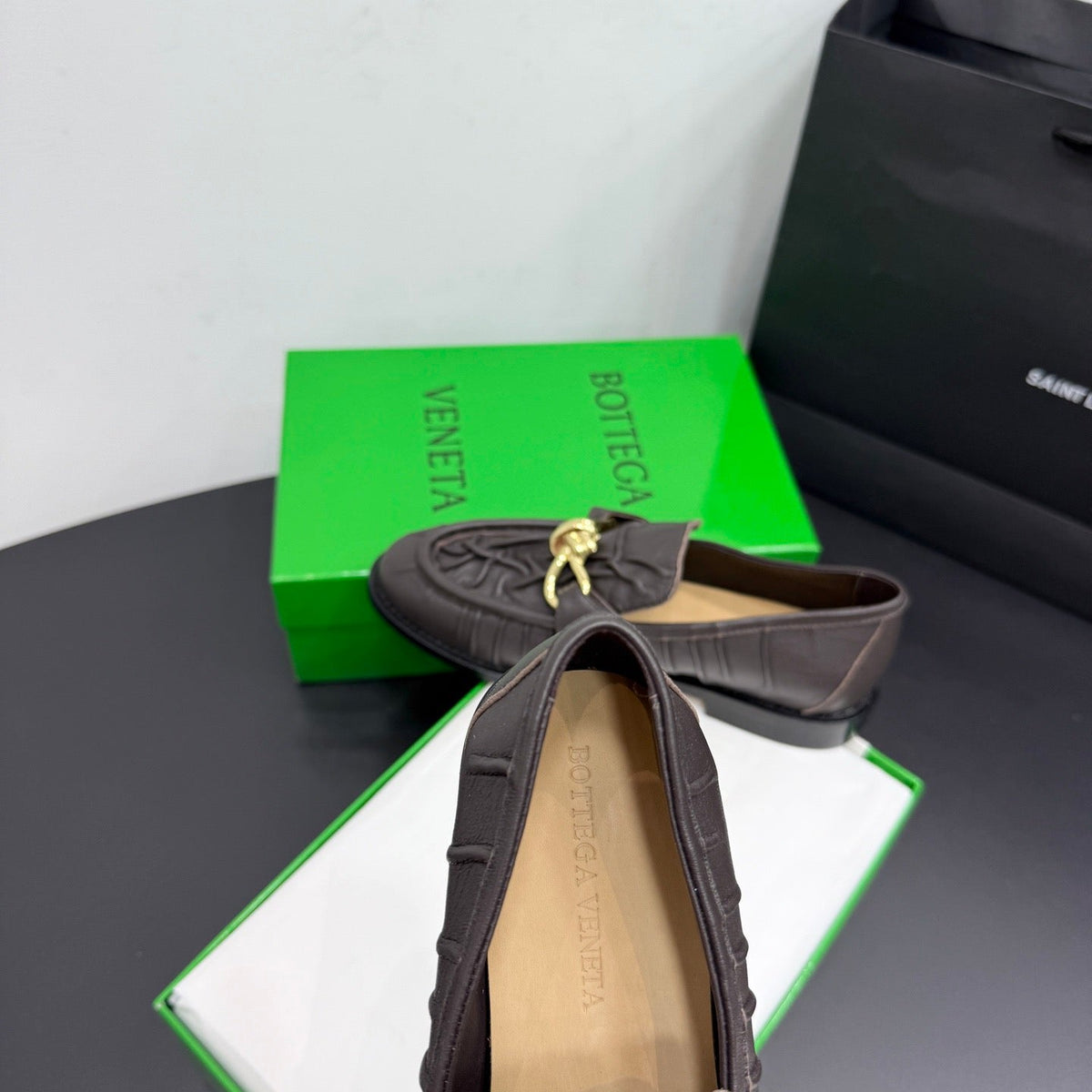 BOTT V LOAFERS