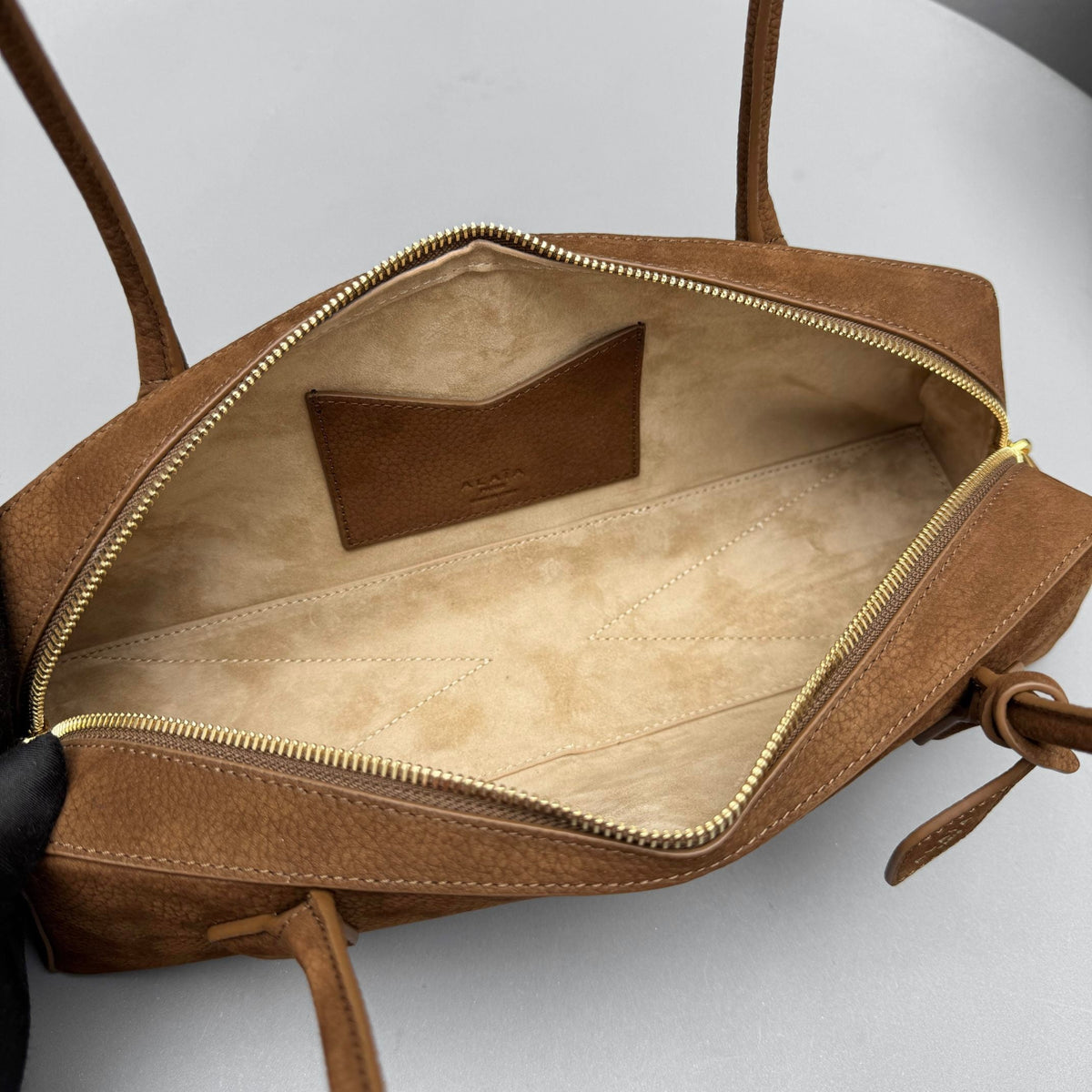 ALAIA LE TECKEL MEDIUM BAG
