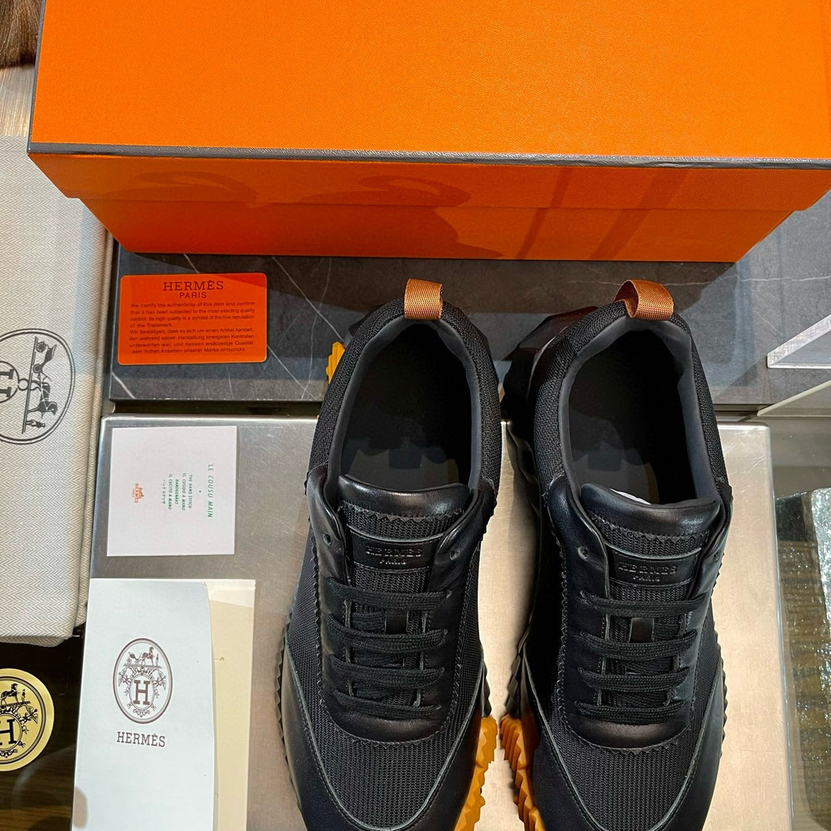 HERM BOUNCING SNEAKERS