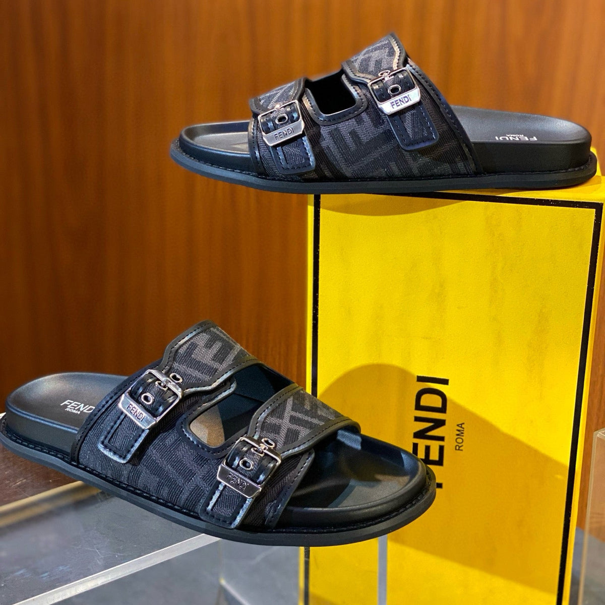 FEN SANDALS