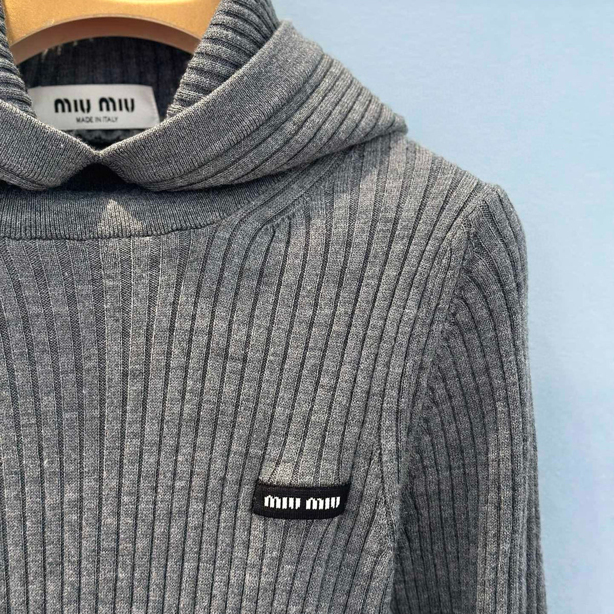 MIU M SWEATSHIRT