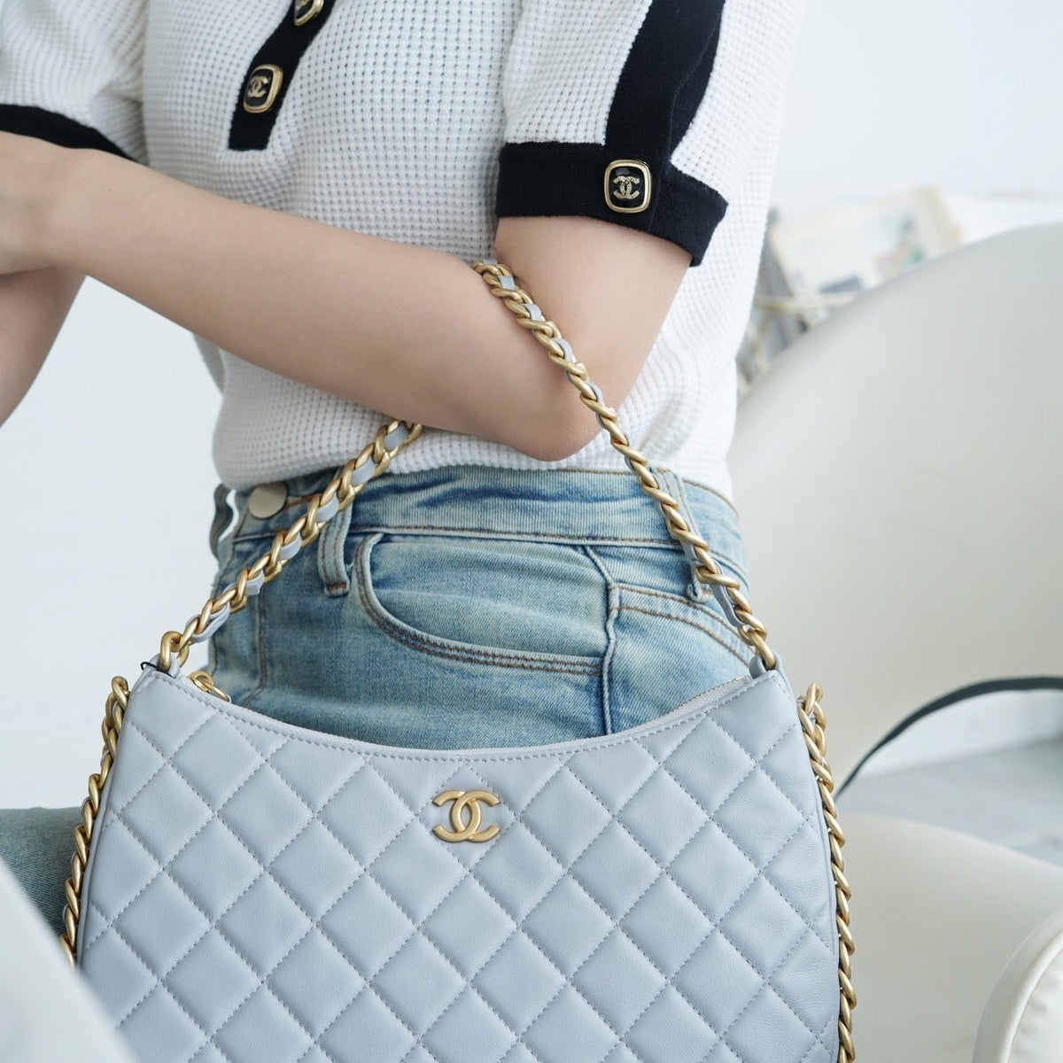 CC 23B HOBO BAG