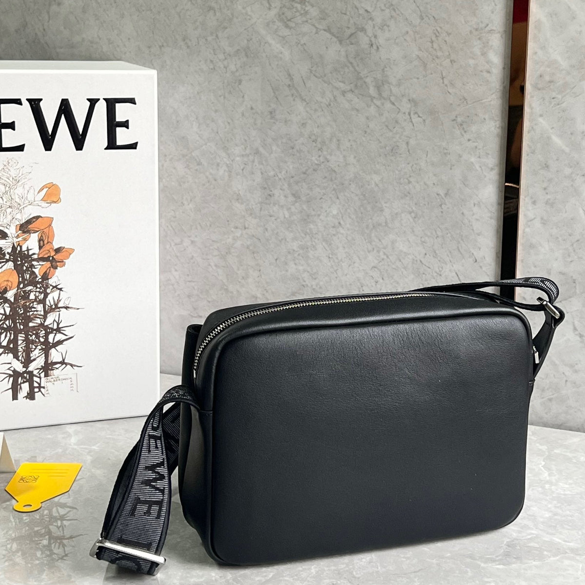 LOEW XS MILITARY MESSENGER BAG