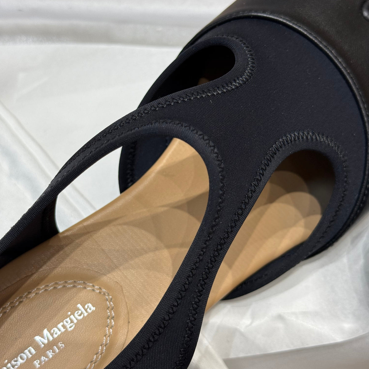 MAISON M TABI BALLET FLATS
