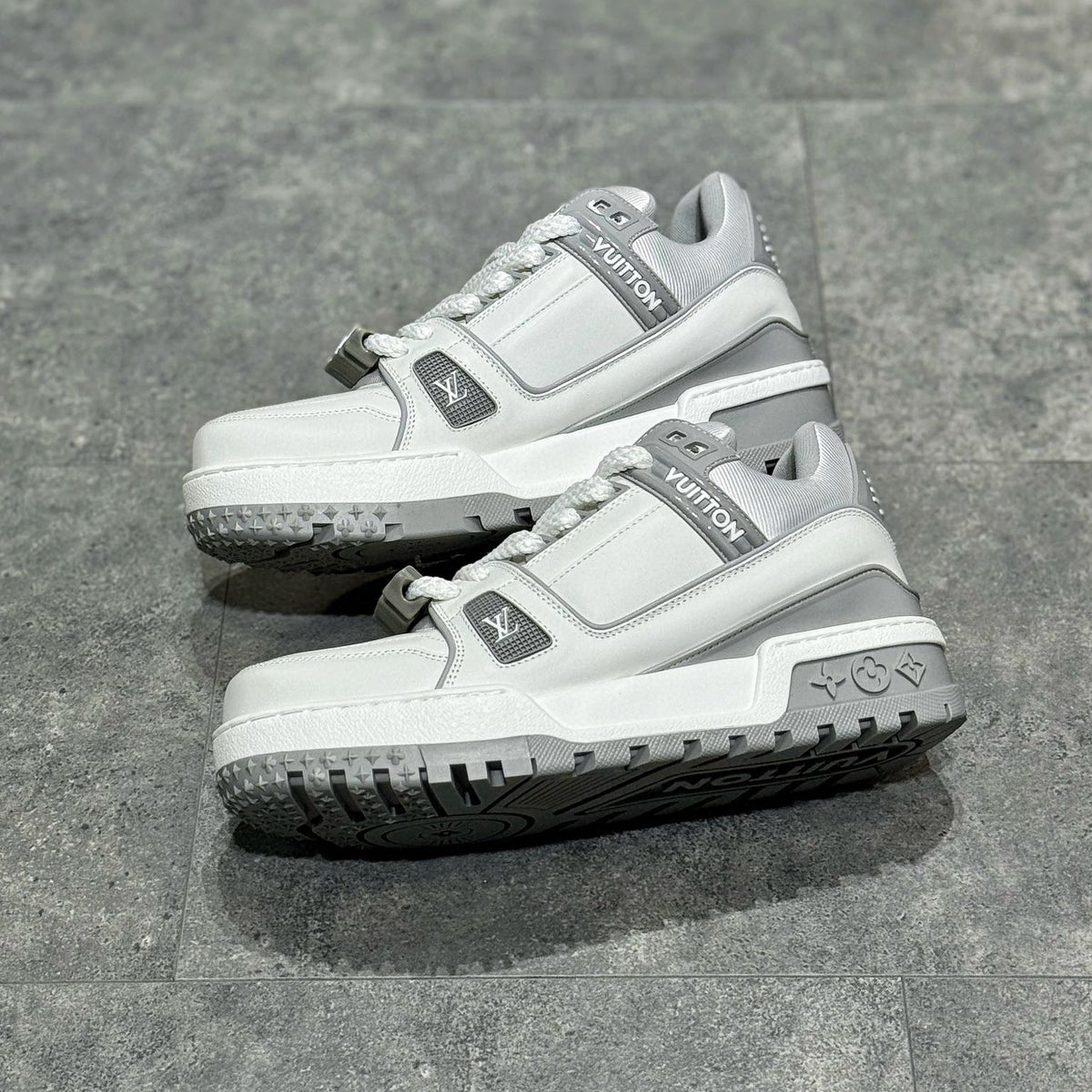 LOU TRAINERS