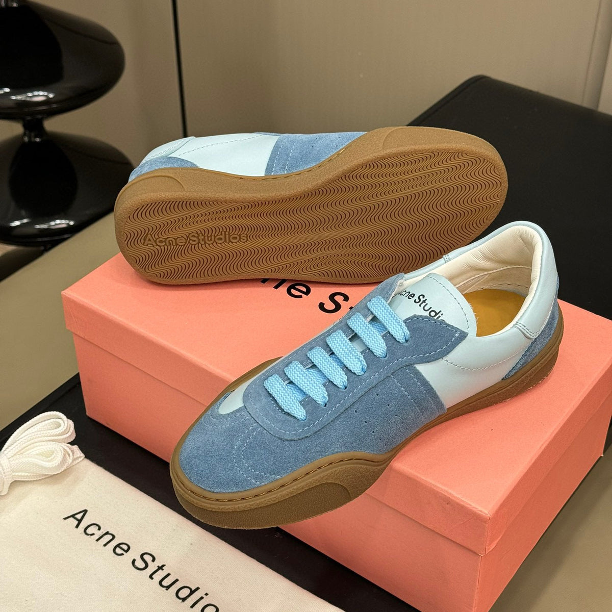 ACNE TRAINERS