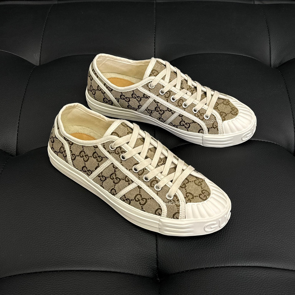 GG SNEAKERS