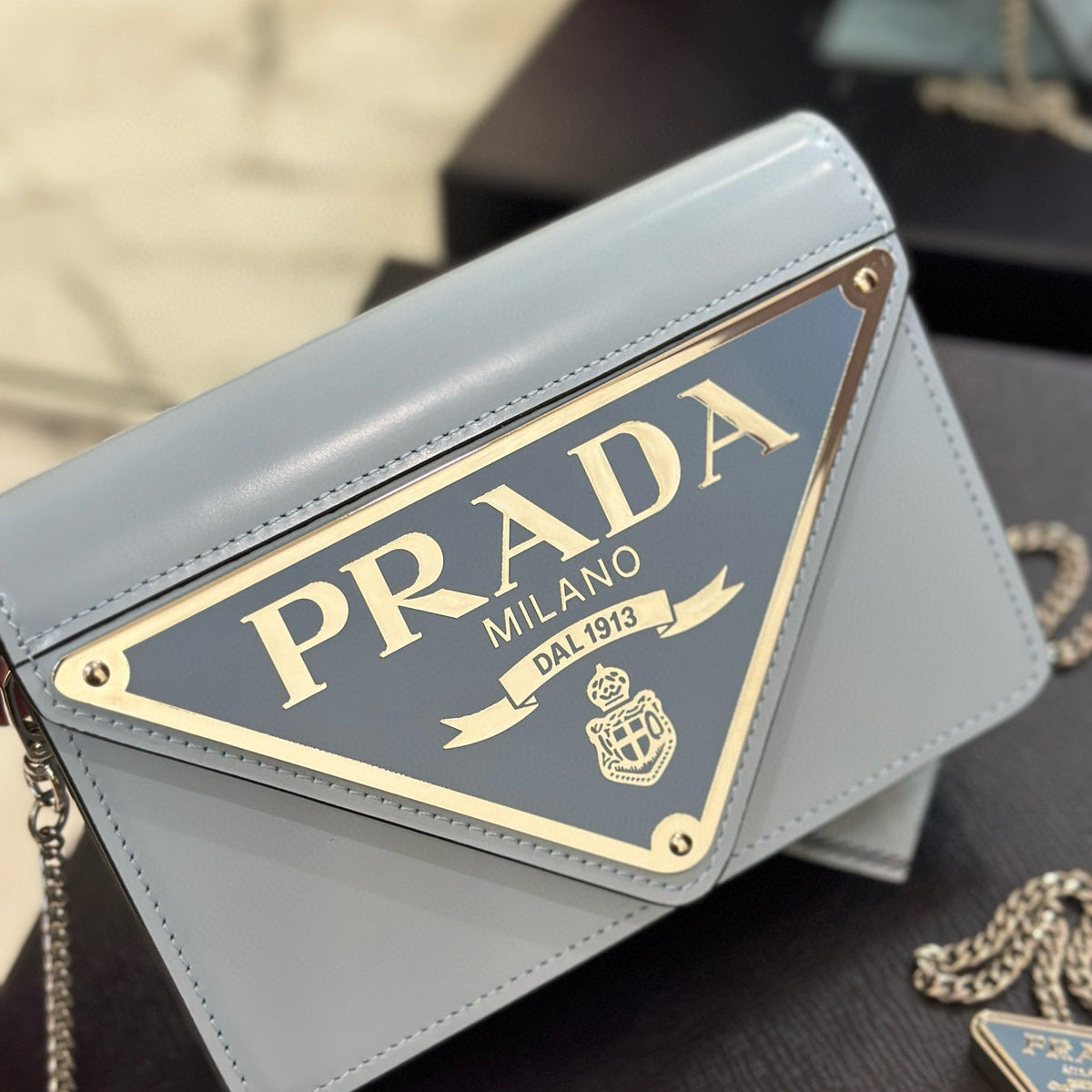 PD TRIANGLE LOGO BUFFED SHOULDER BAG